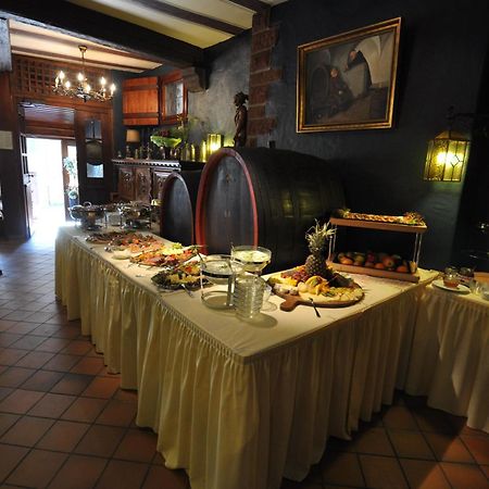 Hotel Schmuckkaestchen Miltenberg Bagian luar foto