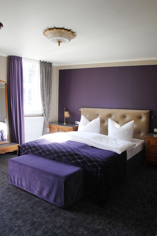 Hotel Schmuckkaestchen Miltenberg Ruang foto