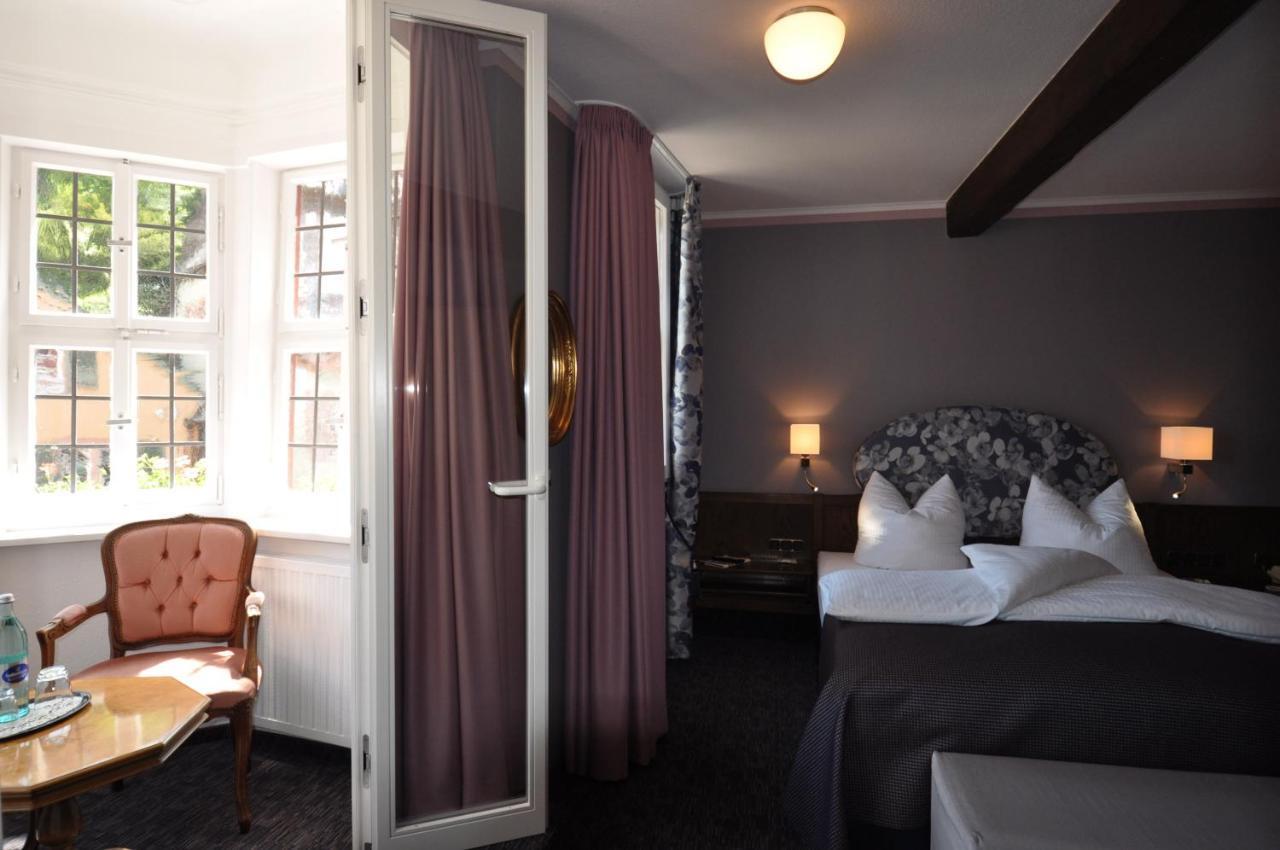 Hotel Schmuckkaestchen Miltenberg Ruang foto